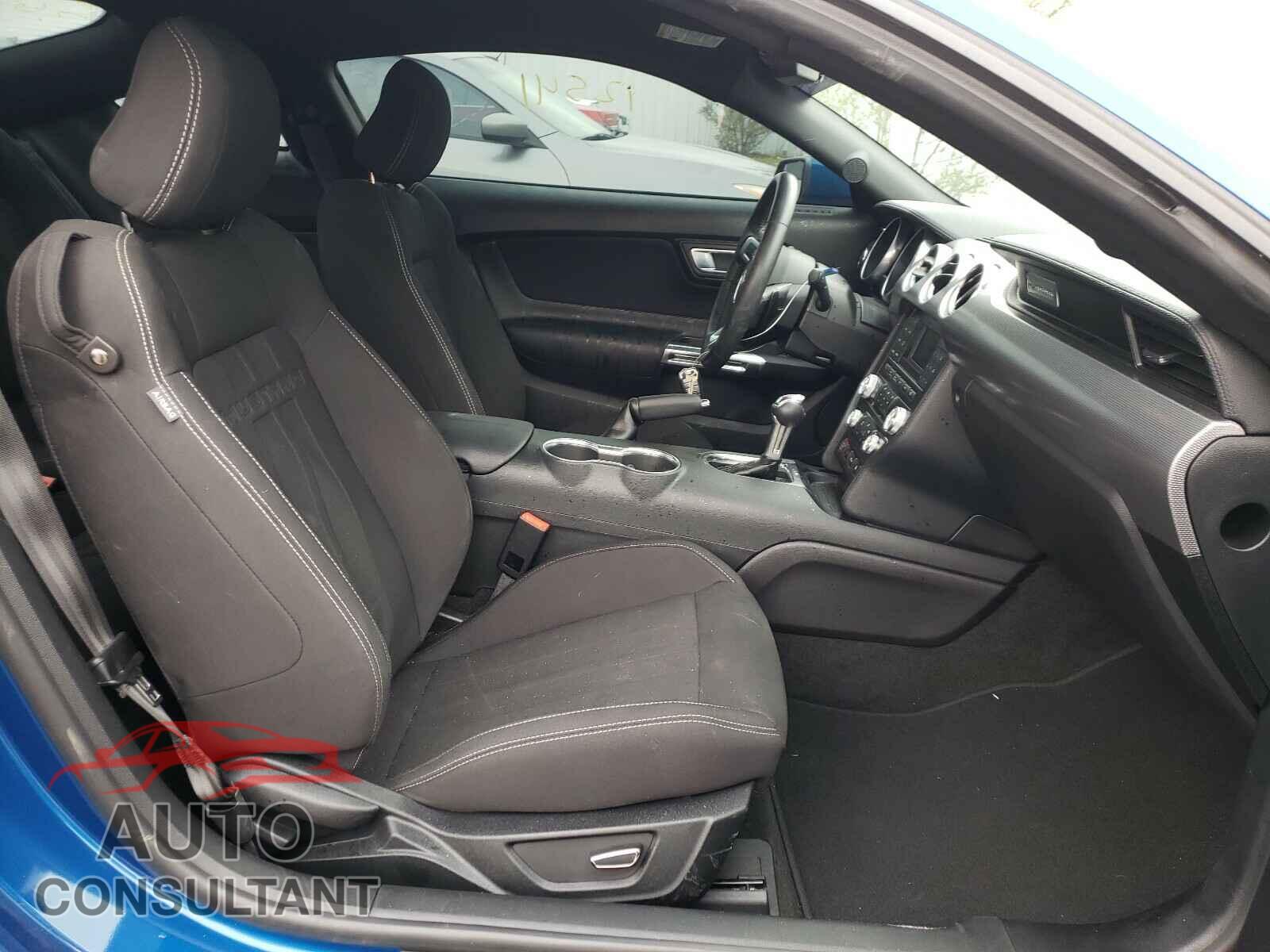 FORD MUSTANG 2018 - 1FA6P8CF7J5116584