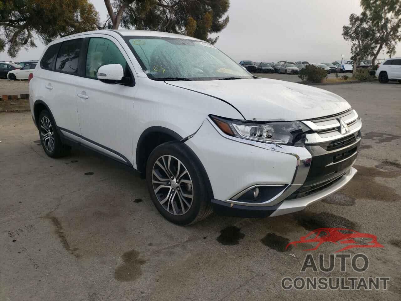 MITSUBISHI OUTLANDER 2018 - JA4AD3A32JZ040607