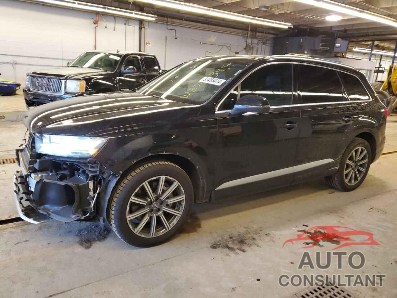 AUDI Q7 2018 - WA1VAAF76JD001736