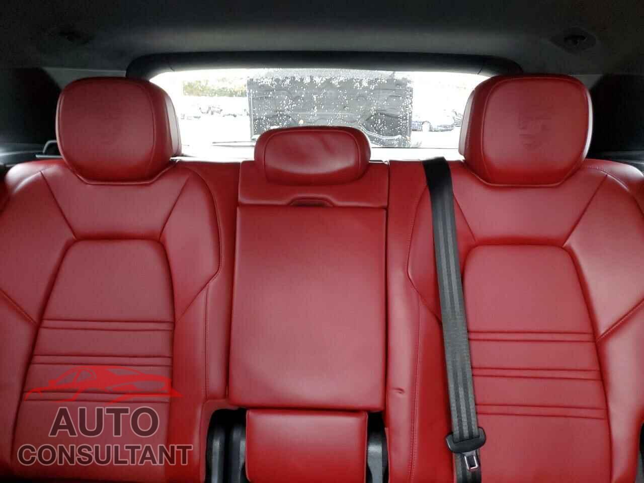 PORSCHE CAYENNE 2019 - WP1AF2AY2KDA80589