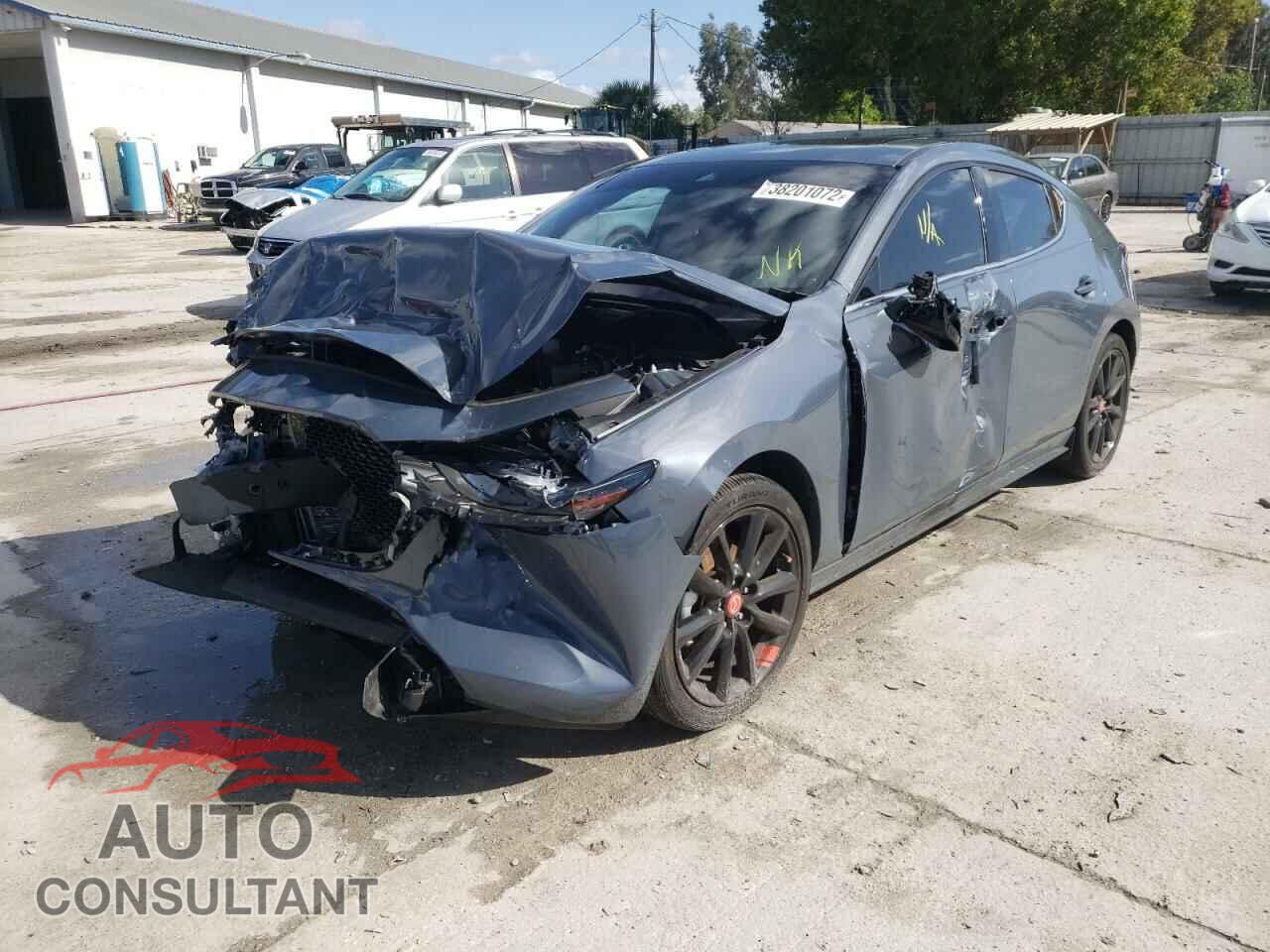 MAZDA 3 2021 - JM1BPAML6M1306828