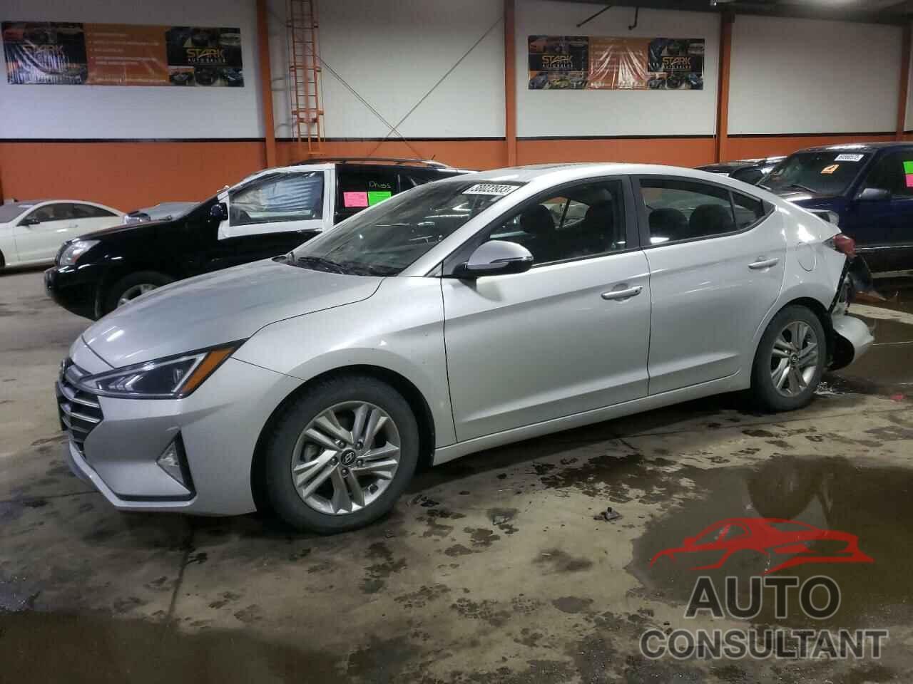 HYUNDAI ELANTRA 2019 - KMHD84LF6KU747613