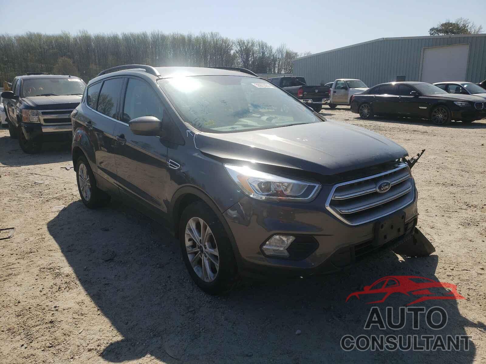 FORD ESCAPE 2017 - 1FMCU9GD5HUD42106