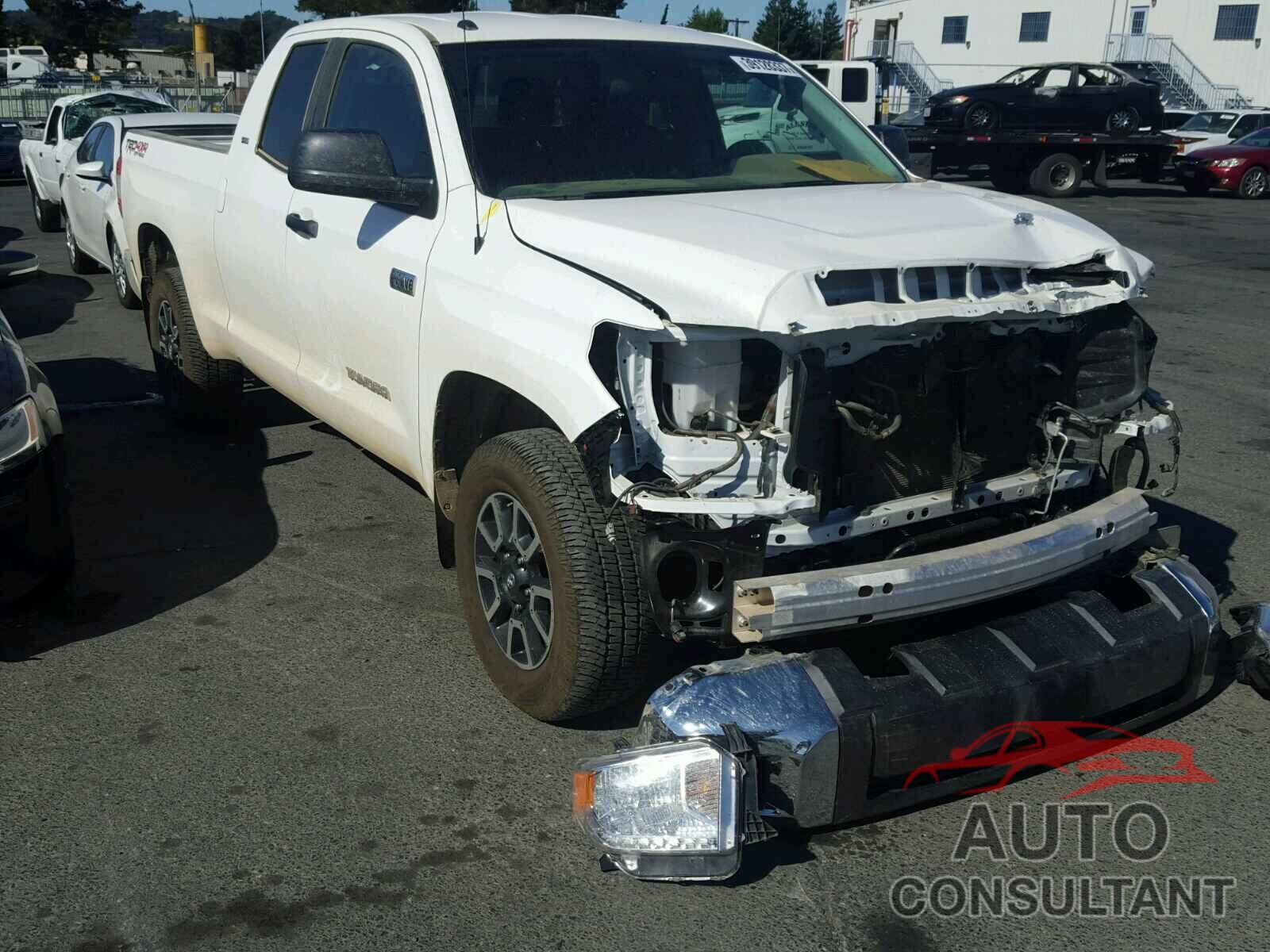 TOYOTA TUNDRA 2017 - 5TFUY5F18HX635719