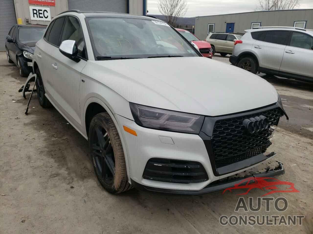 AUDI SQ5 2018 - WA1A4AFY1J2133829