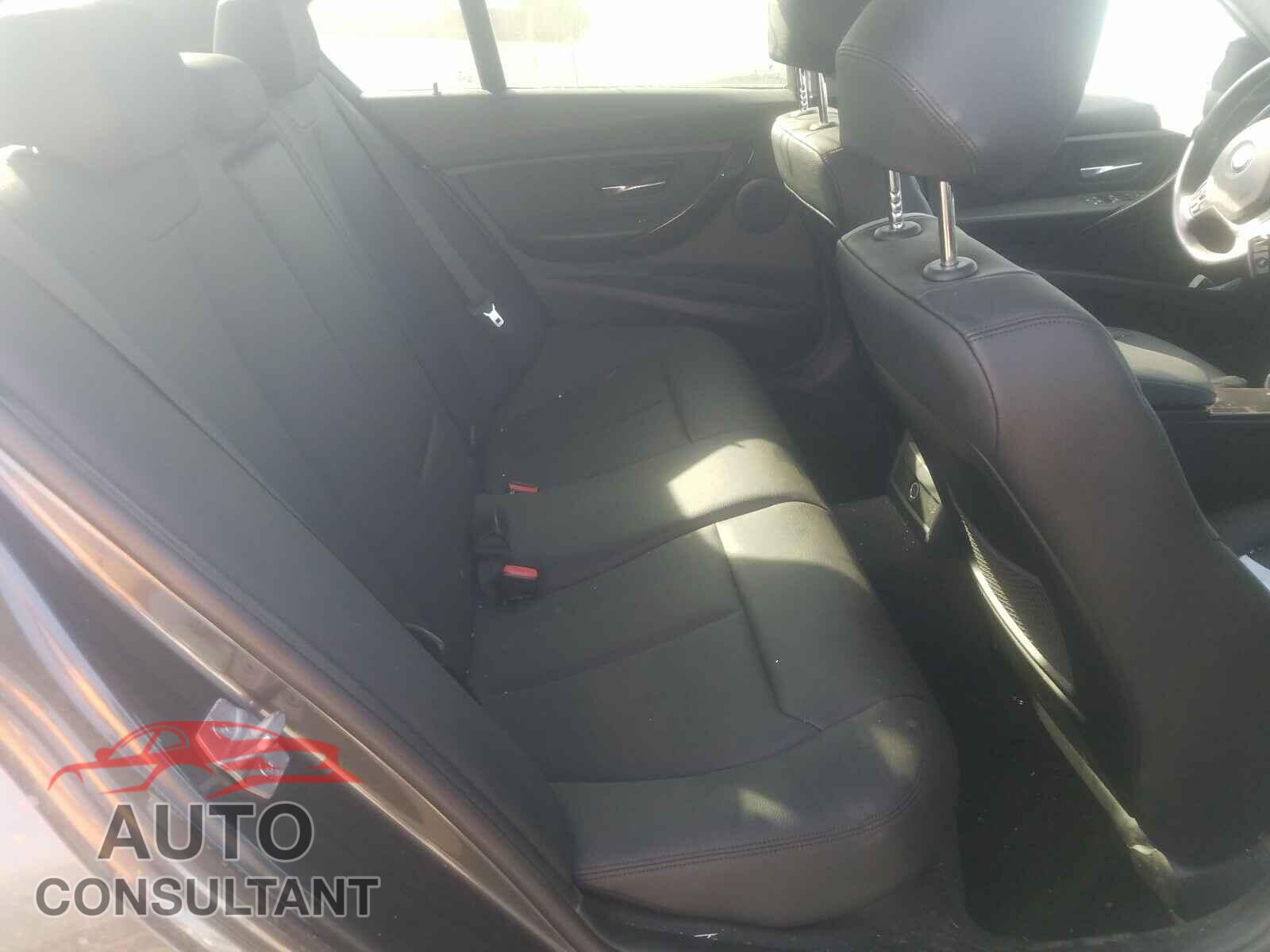 BMW 3 SERIES 2016 - WBA8E5G55GNU19491