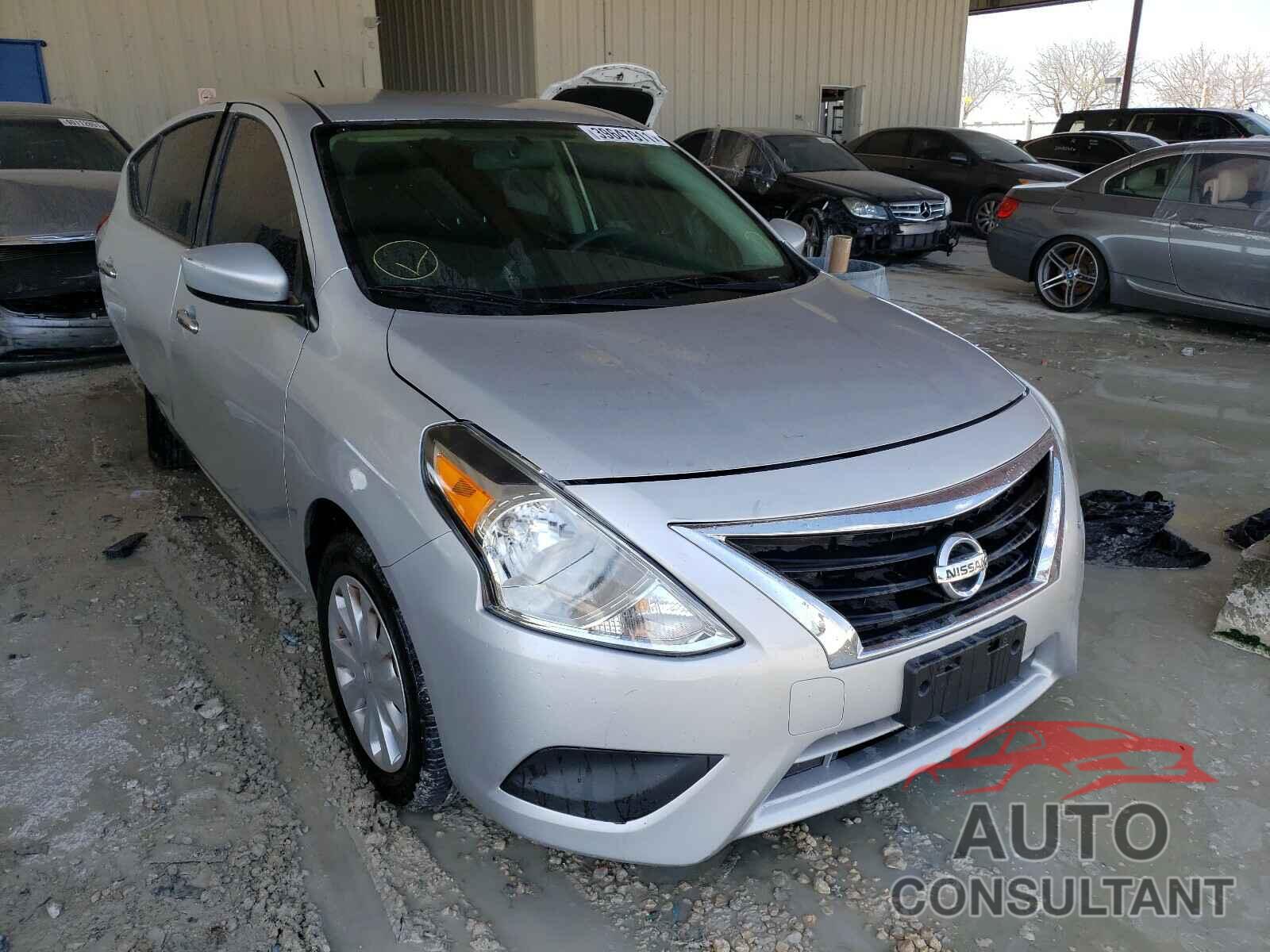 NISSAN VERSA 2017 - 3N1CN7AP8HK432703