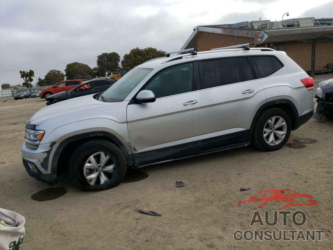 VOLKSWAGEN ATLAS 2018 - 1V2AP2CA0JC553312