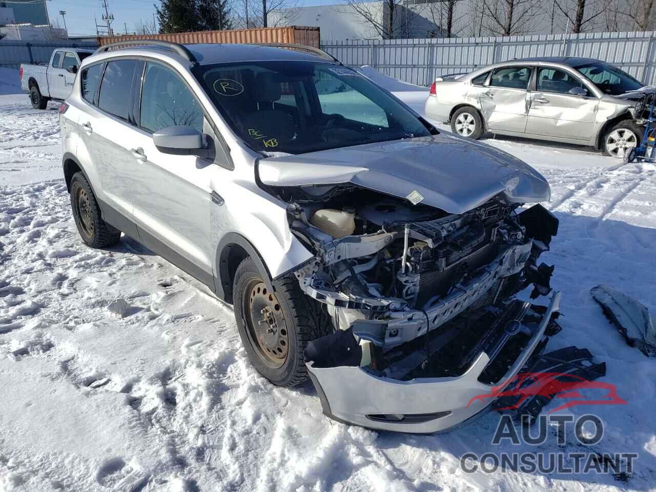 FORD ESCAPE 2017 - 1FMCU0GD5HUA05432