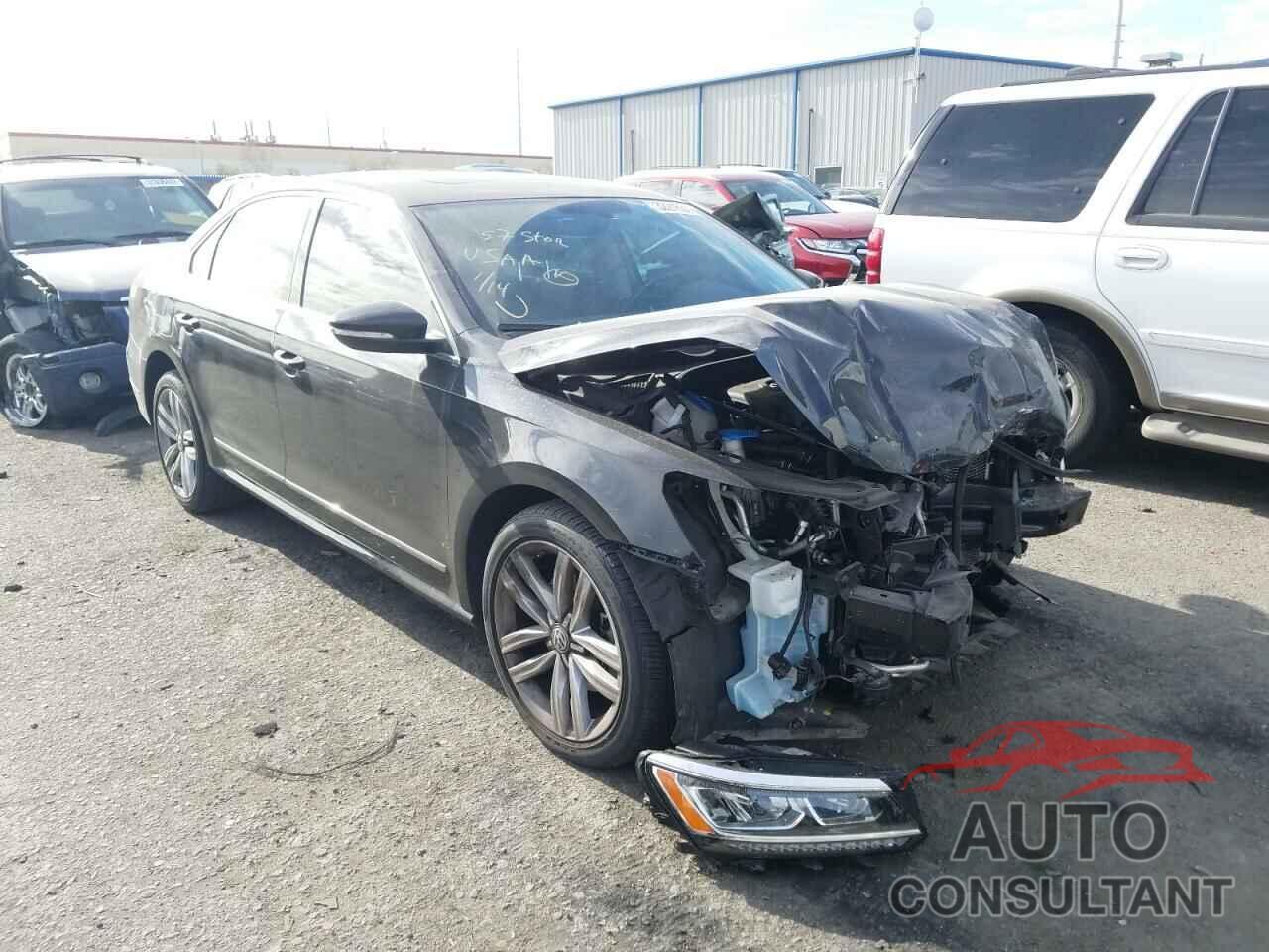 VOLKSWAGEN PASSAT 2017 - 1VWGT7A3XHC078848