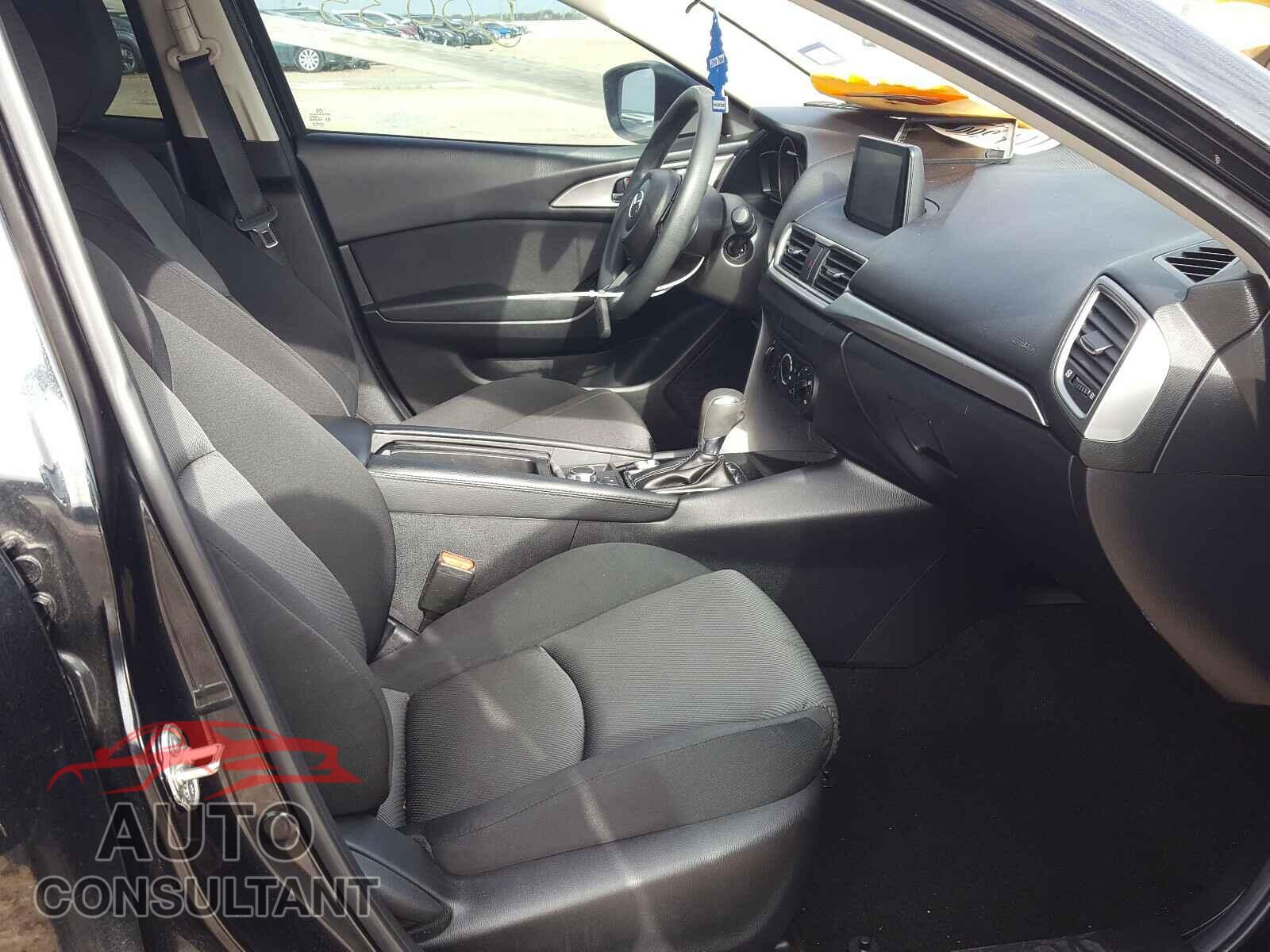 MAZDA 3 2017 - 3MZBN1U73HM125023