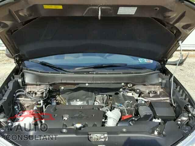 MITSUBISHI OUTLANDER 2016 - JA4AR3AU3GZ057290