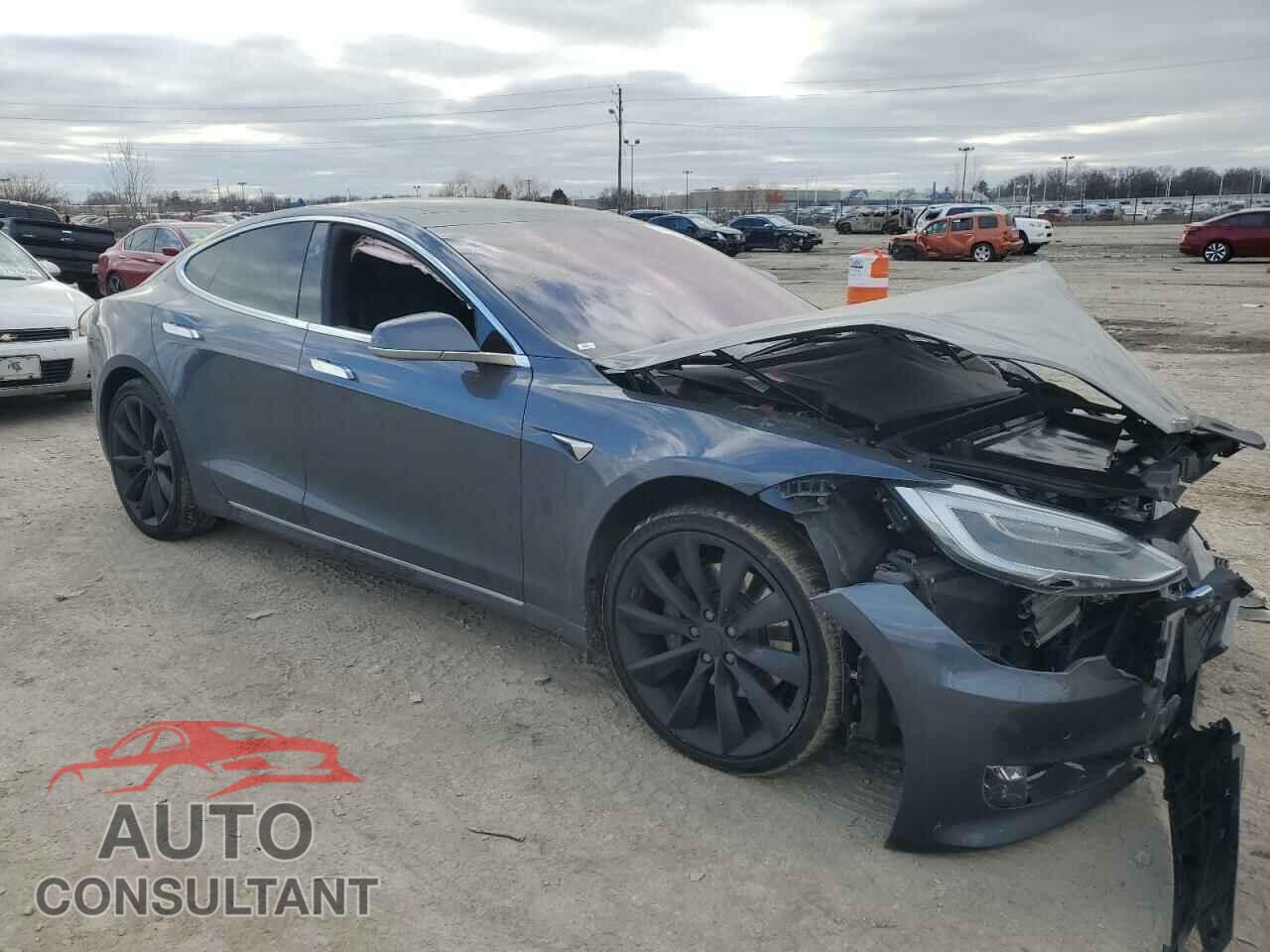 TESLA MODEL S 2018 - 5YJSA1E28JF261868