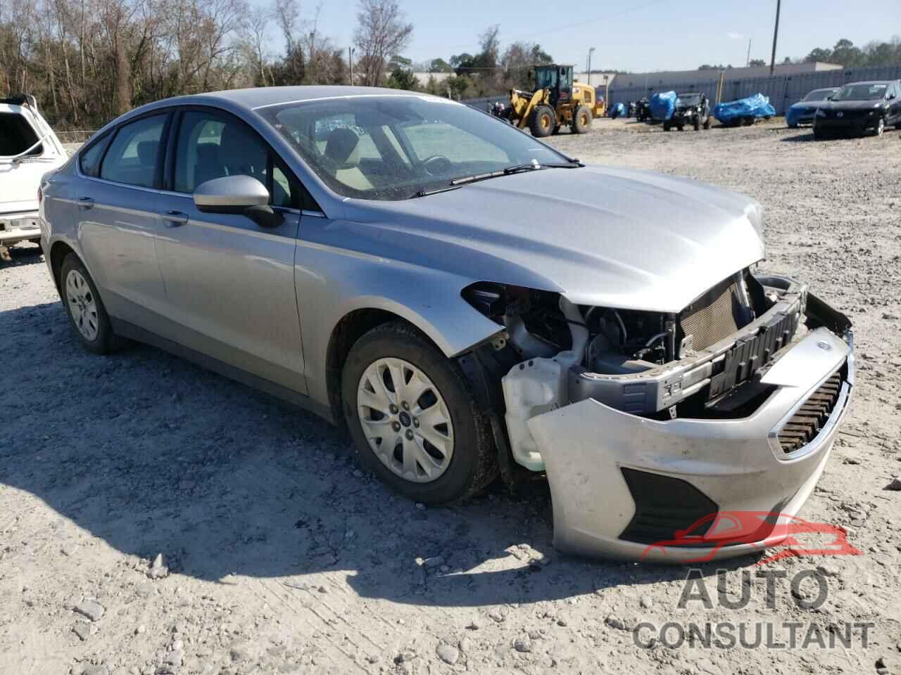 FORD FUSION 2020 - 3FA6P0G70LR104409