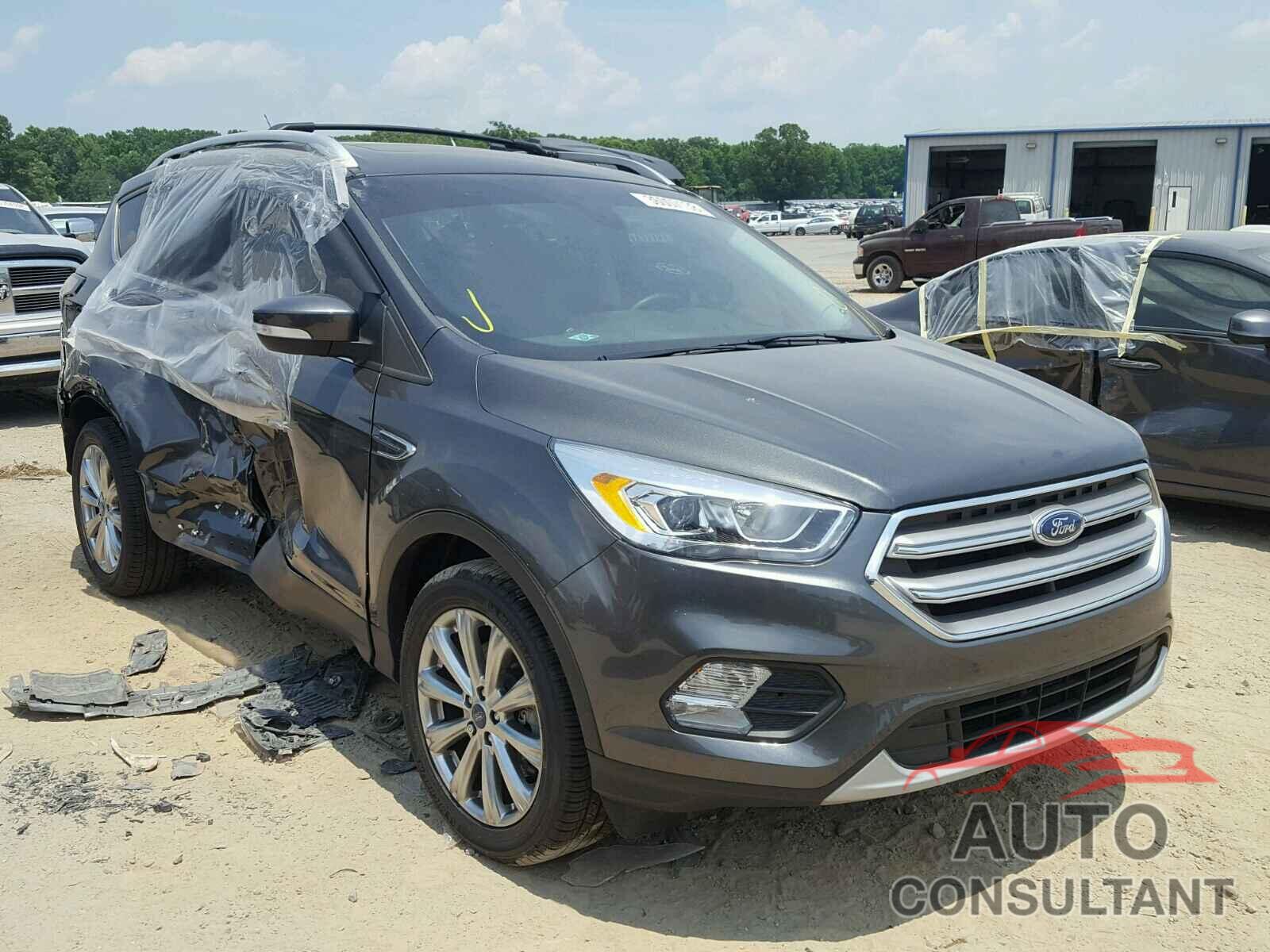 FORD ESCAPE 2017 - 1FMCU0J94HUE01470