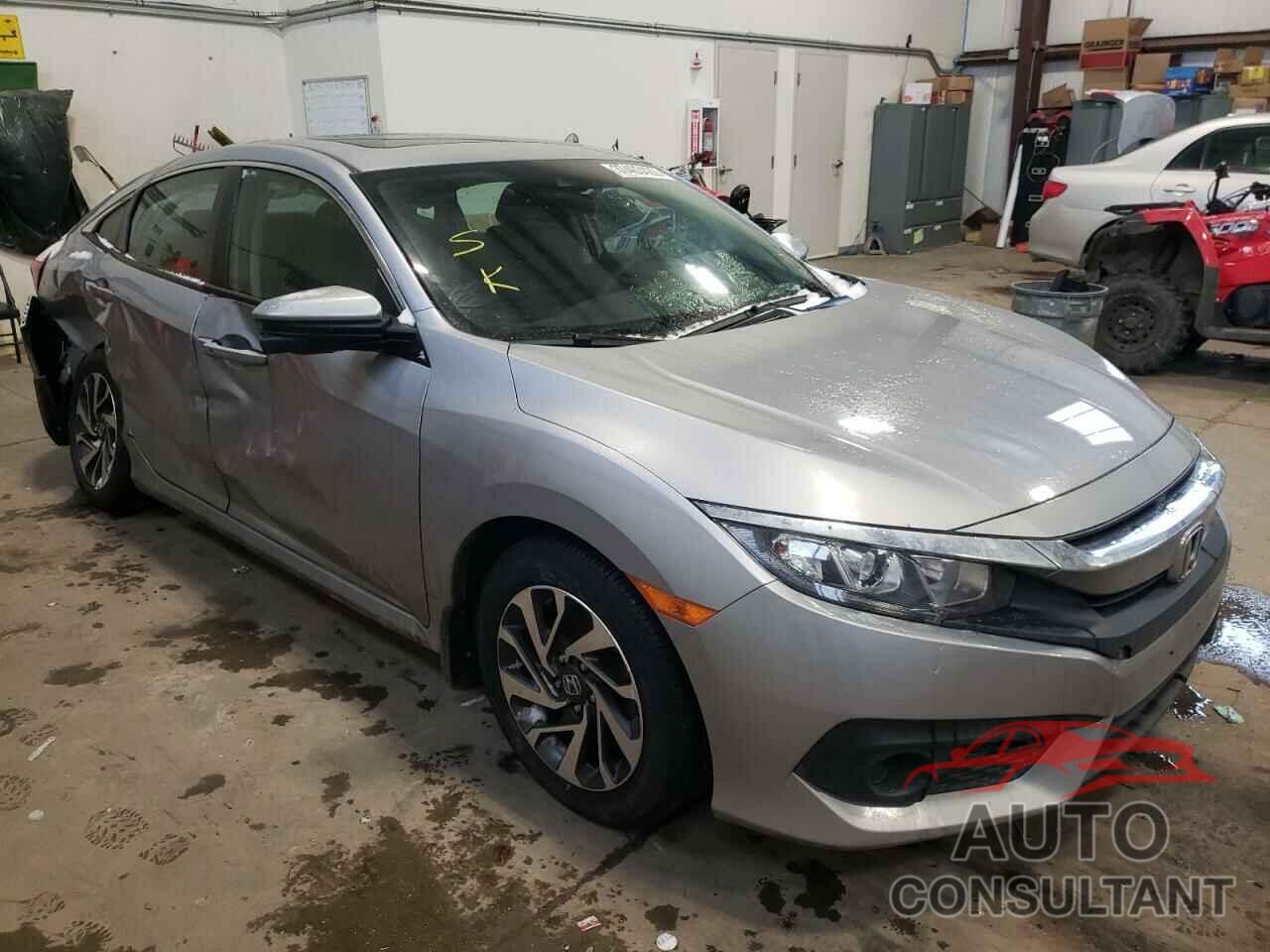 HONDA CIVIC 2018 - 2HGFC2F86JH004773