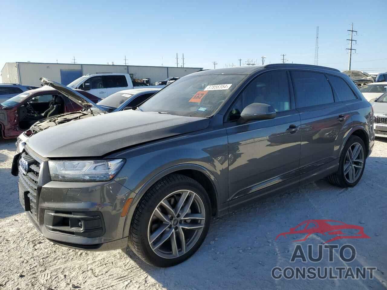 AUDI Q7 2018 - WA1VAAF79JD043334