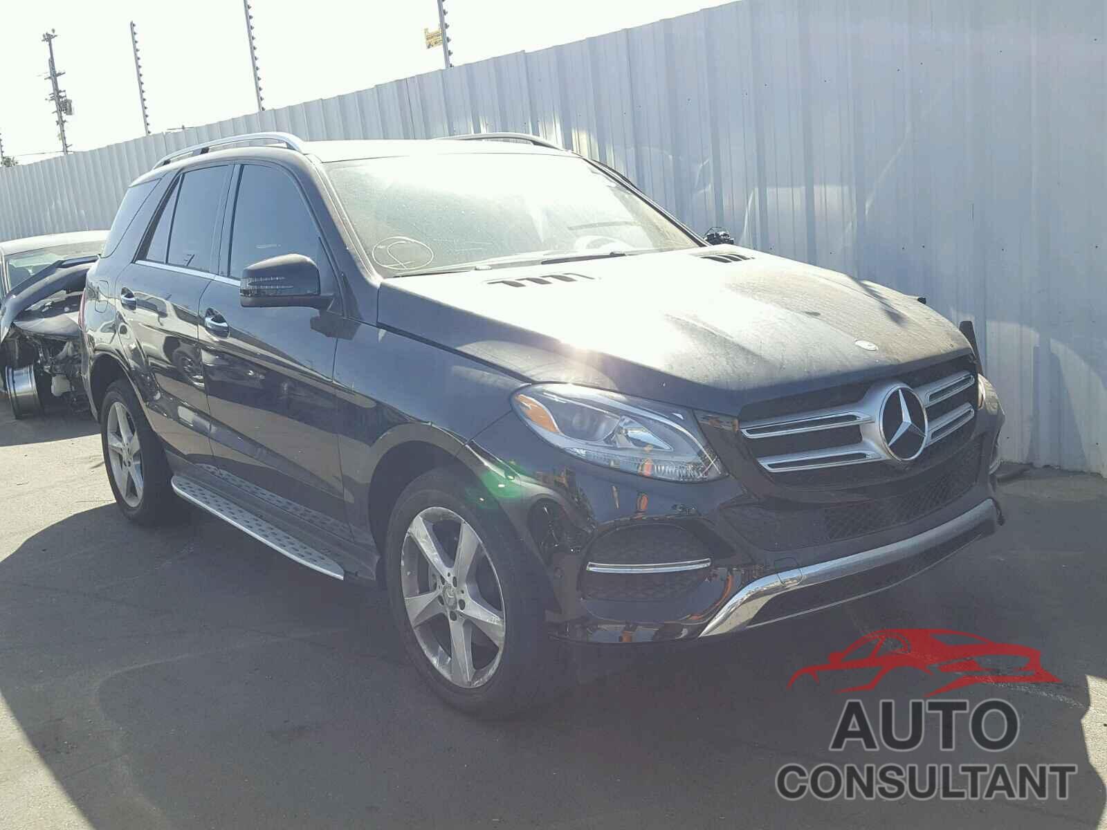 MERCEDES-BENZ GLE350 2017 - 4JGDA5JB6HA843777