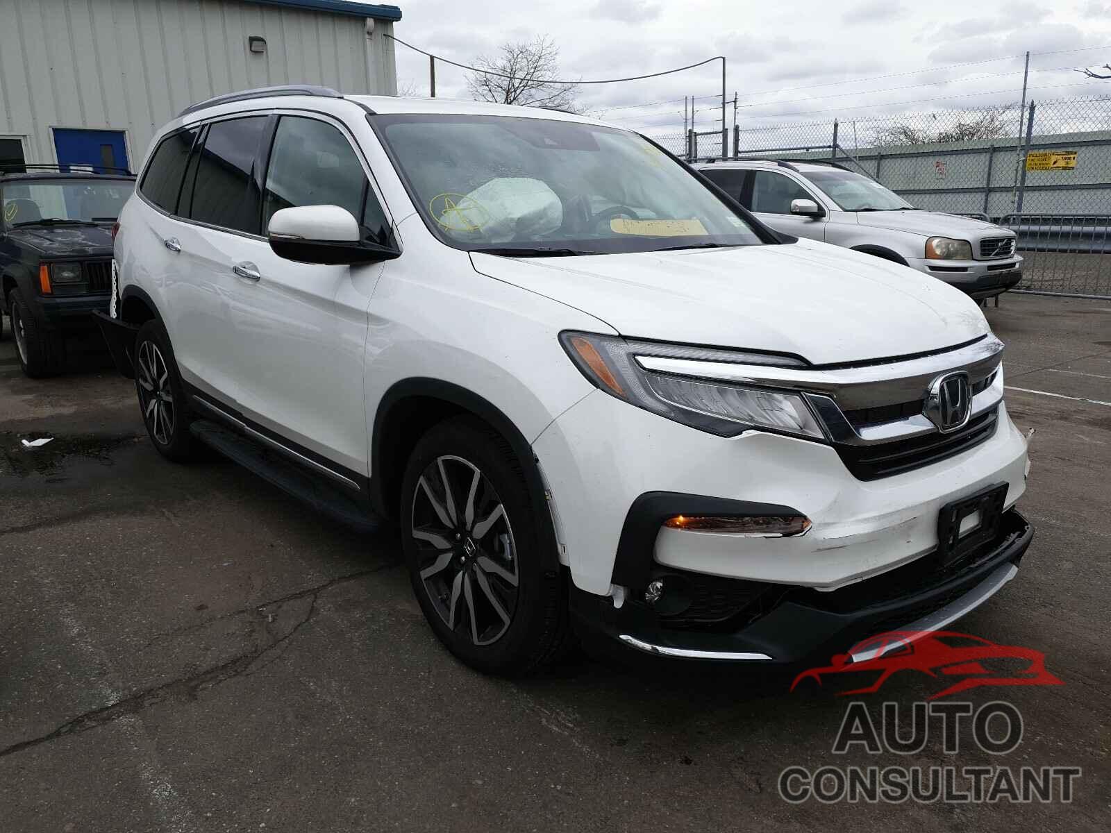 HONDA PILOT 2021 - 5FNYF6H92MB037551