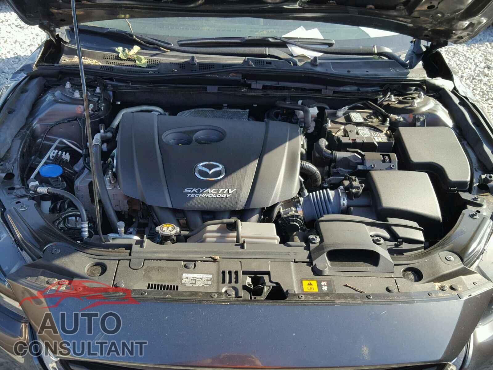 MAZDA 3 2017 - 3MZBN1U75HM120468