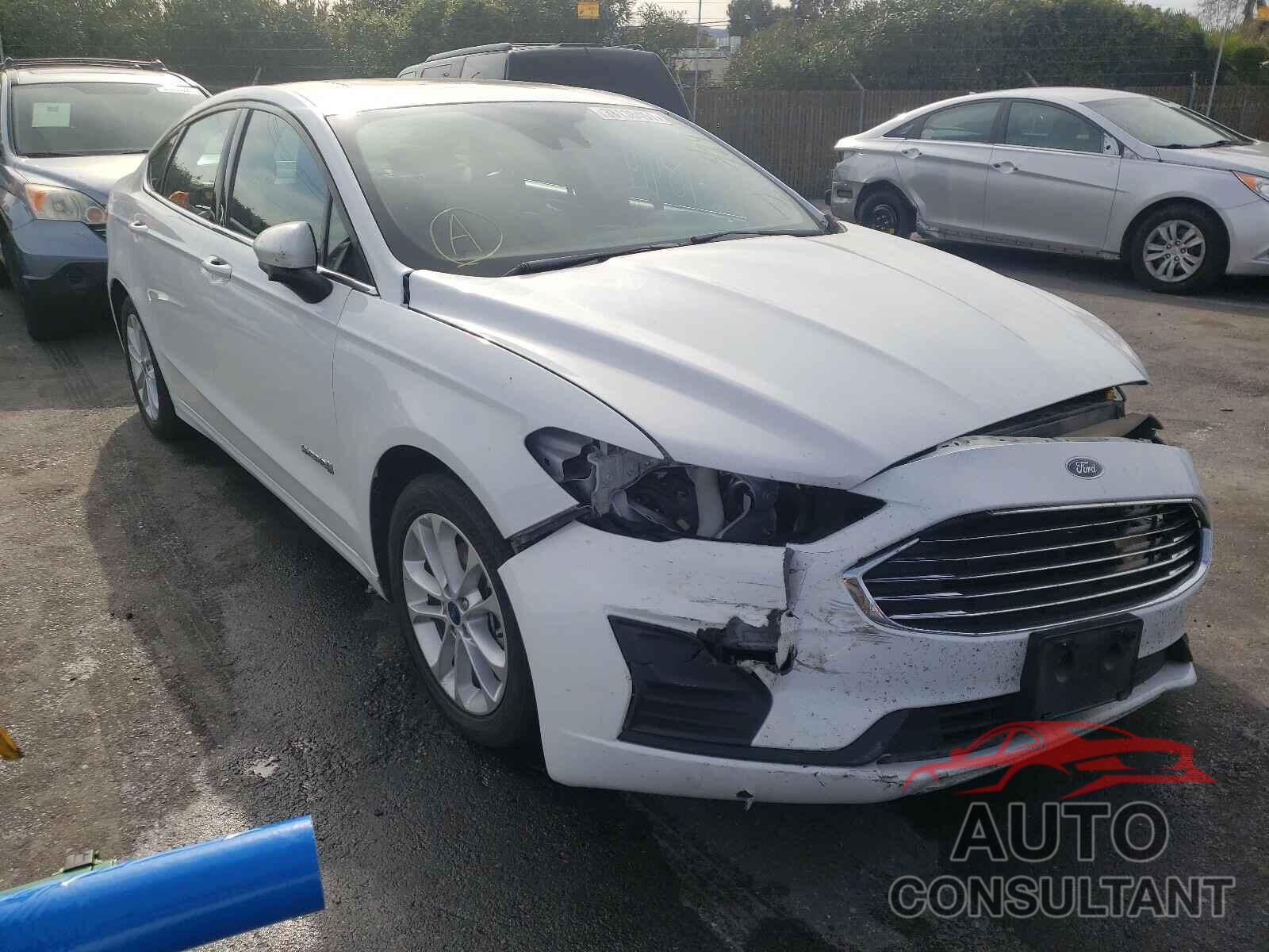 FORD FUSION 2019 - 3FA6P0LU9KR105665