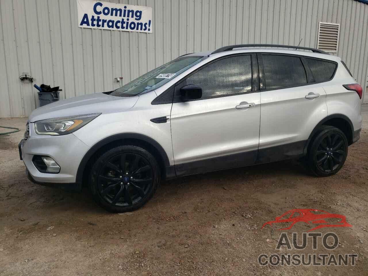 FORD ESCAPE 2019 - 1FMCU0GD8KUA17761