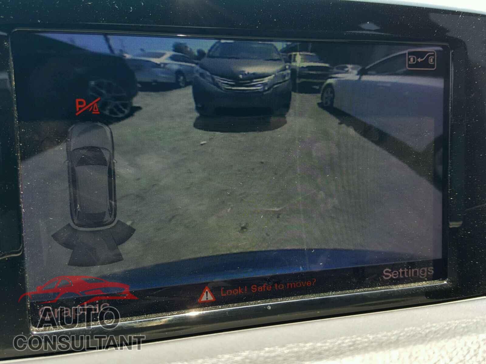 AUDI Q3 2016 - WA1EFCFS3GR013002
