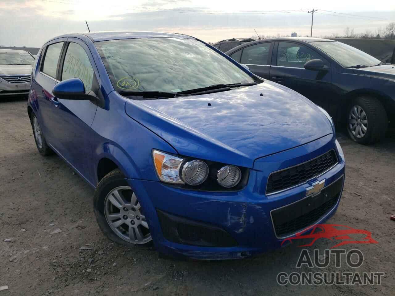 CHEVROLET SONIC 2016 - 1G1JC6SG2G4181316