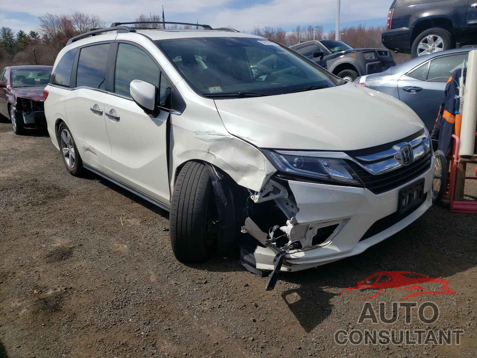 HONDA ODYSSEY 2018 - 5FNRL6H71JB094945