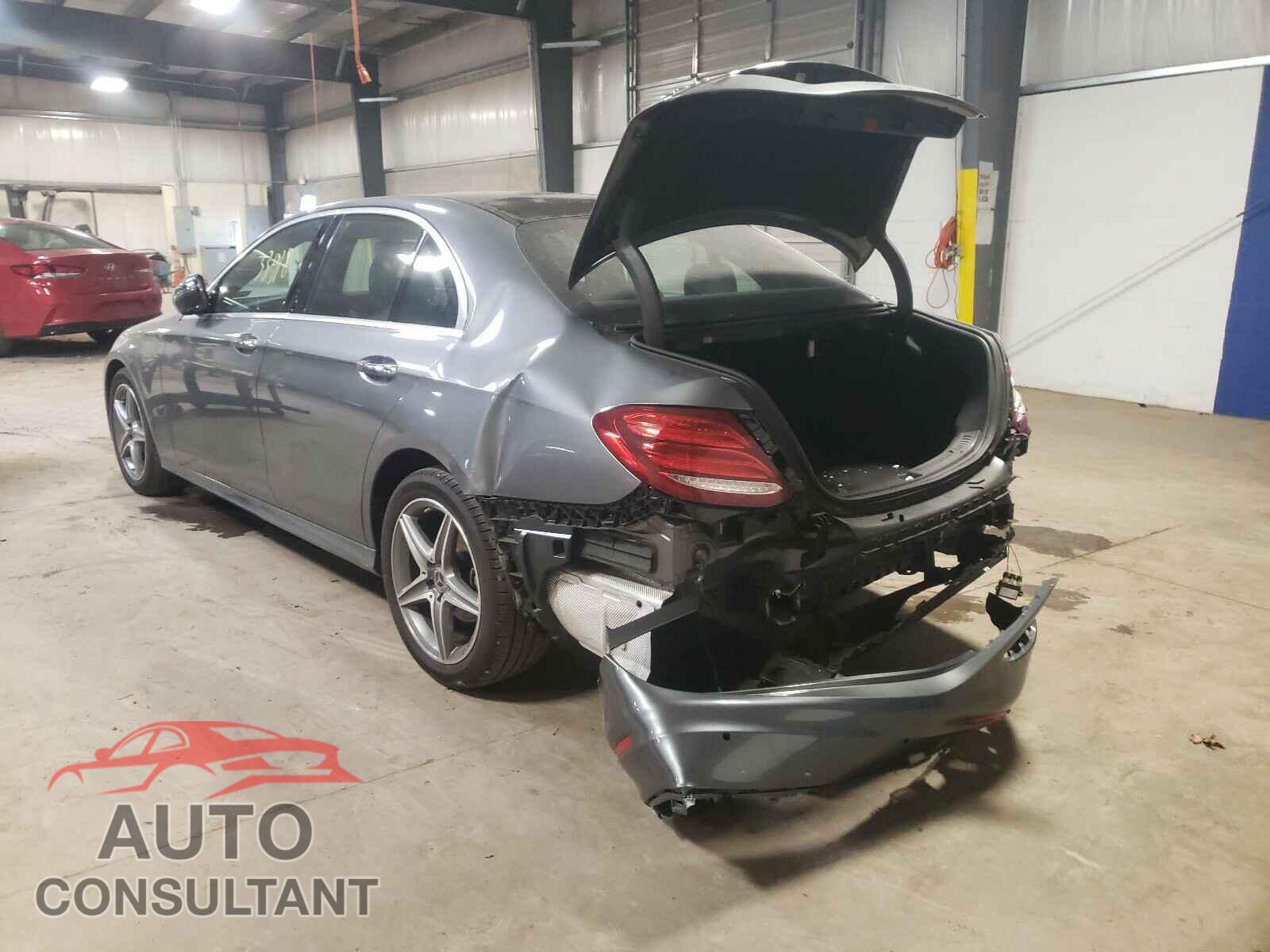 MERCEDES-BENZ E CLASS 2017 - WDDZF4KB3HA233796