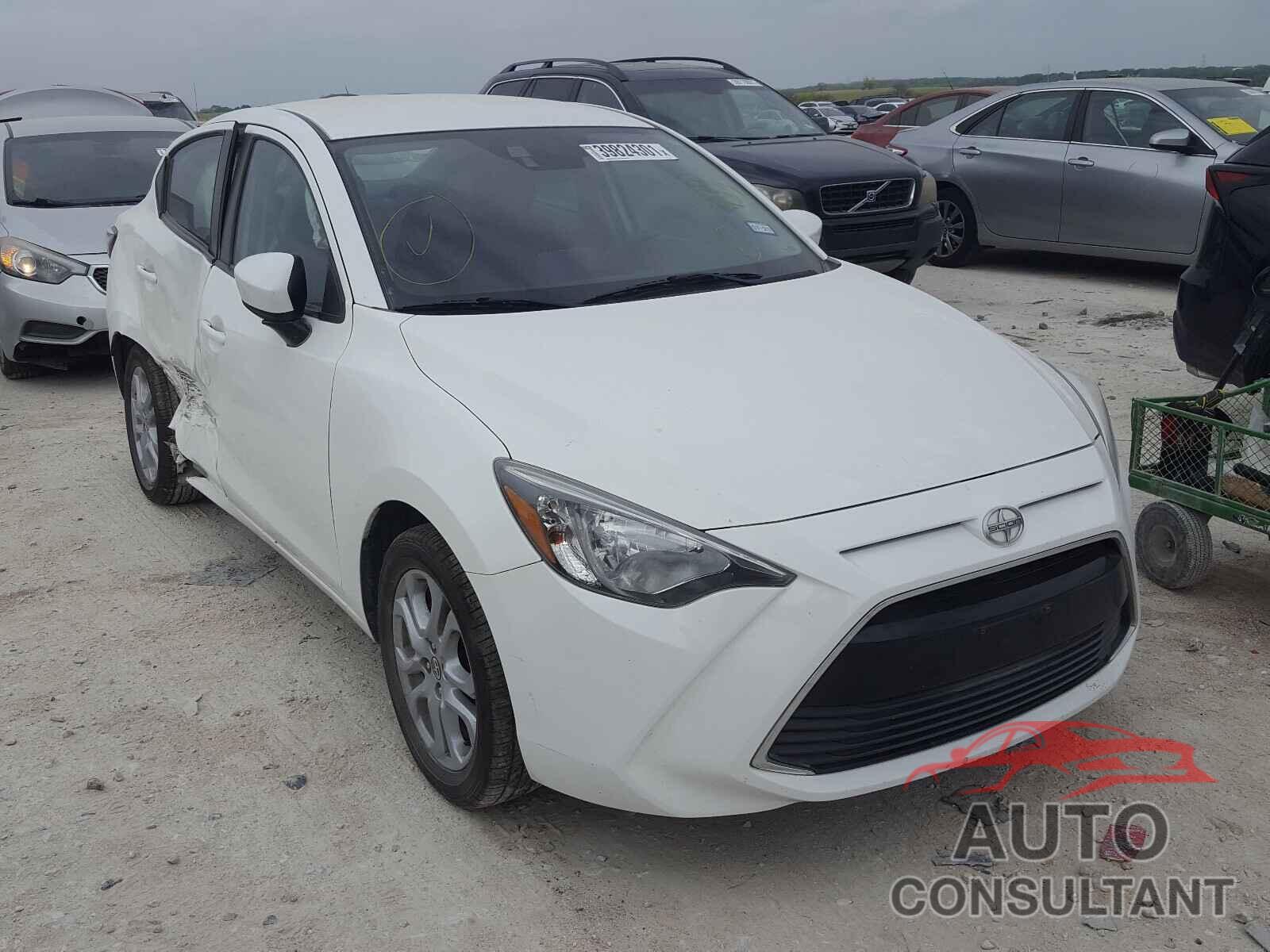 TOYOTA SCION 2016 - 3MYDLBZV4GY109484