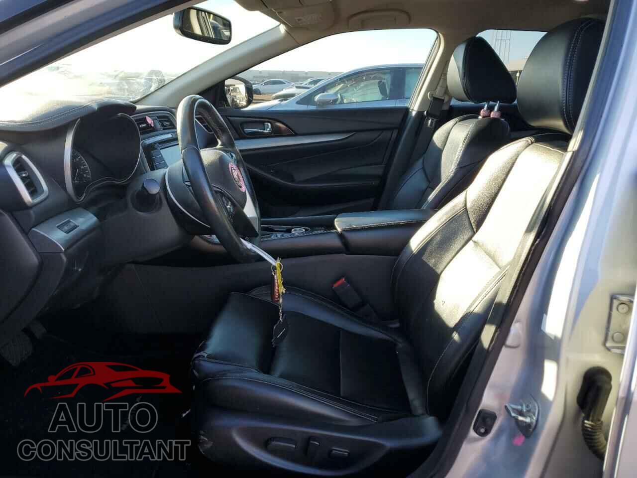 NISSAN MAXIMA 2017 - 1N4AA6AP9HC444770