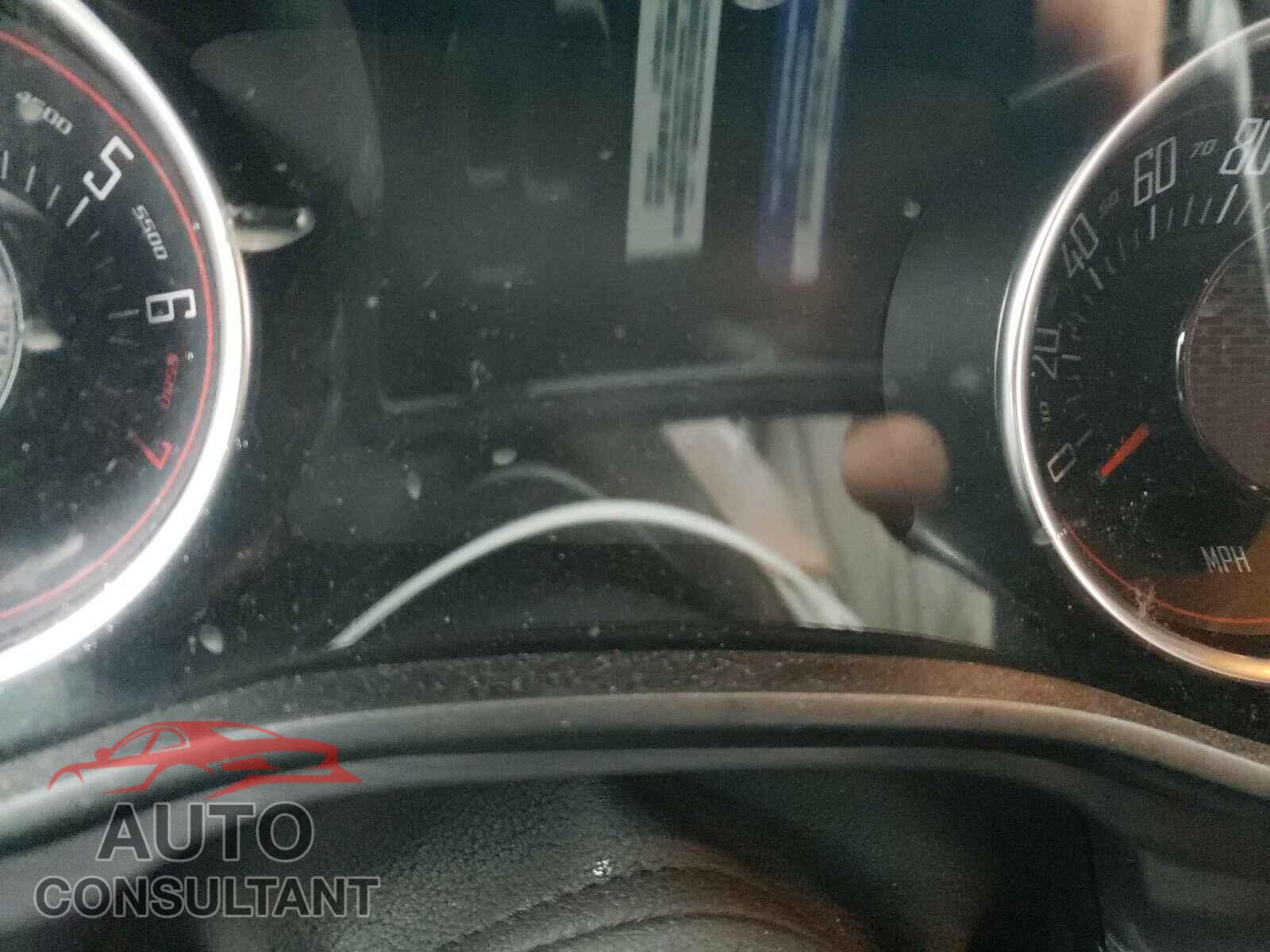 DODGE CHALLENGER 2018 - 2C3CDZAG4JH317377