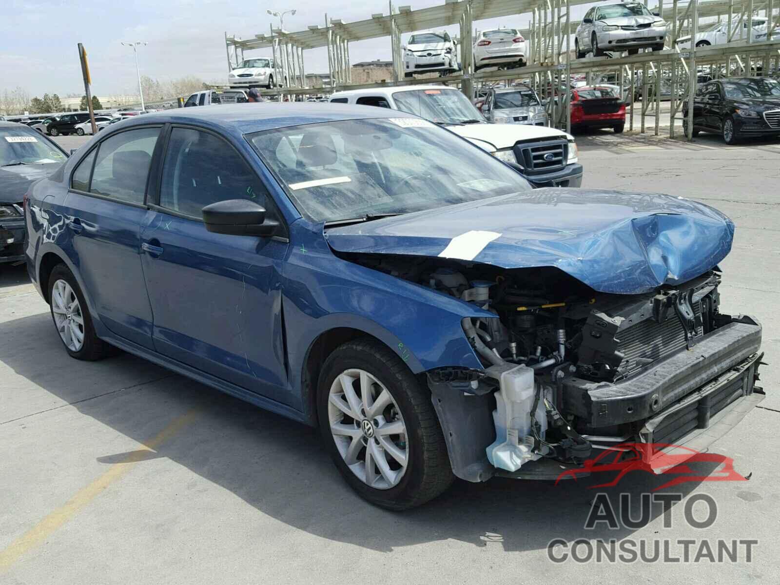 VOLKSWAGEN JETTA 2015 - 3VWD17AJ7FM332194