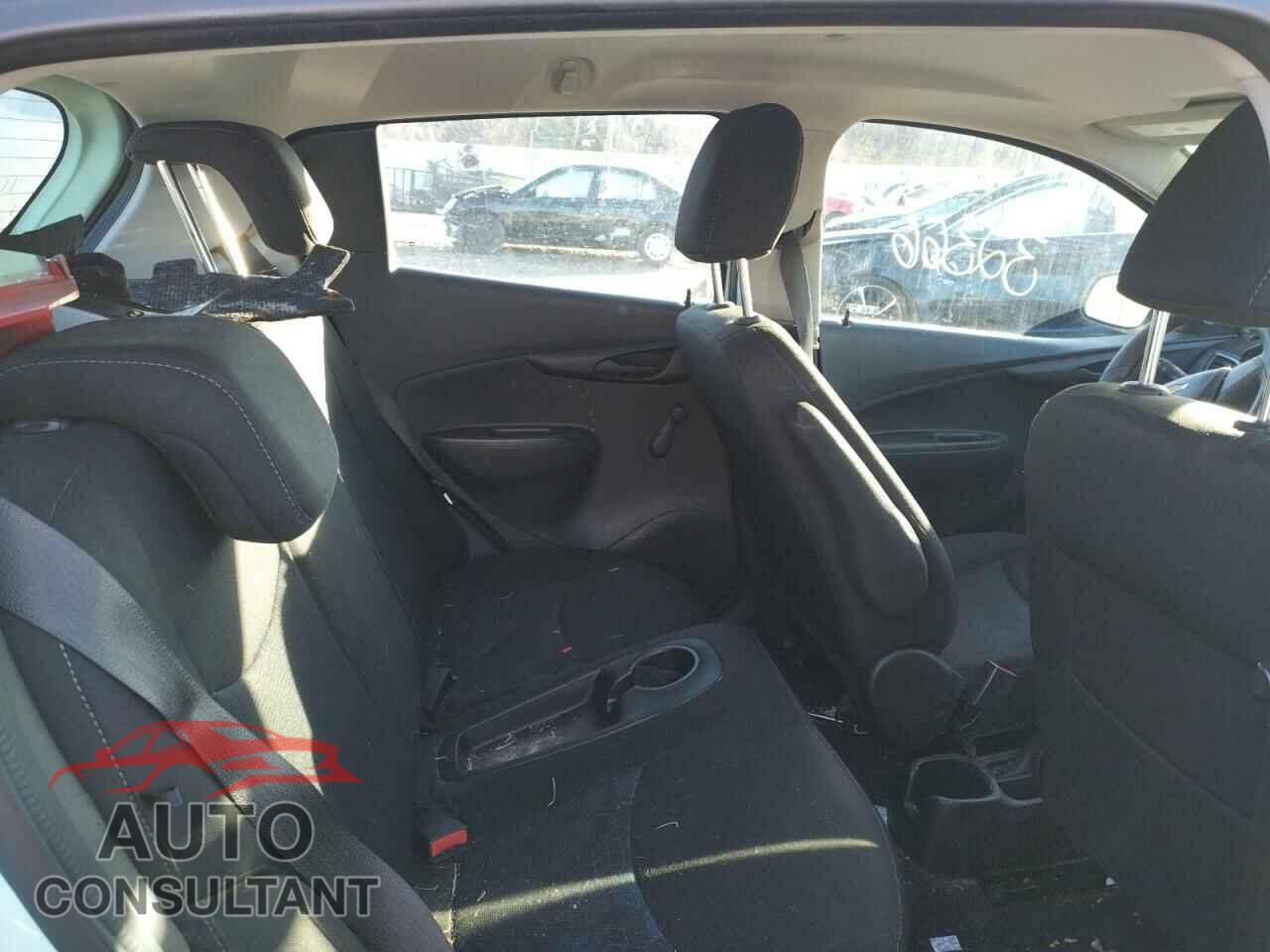 CHEVROLET SPARK 2018 - KL8CB6SA3JC470385