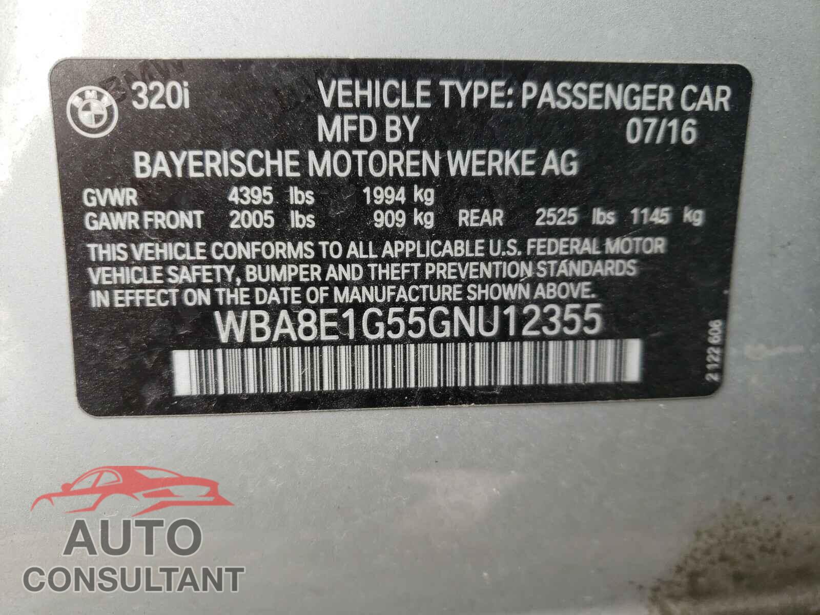 BMW 3 SERIES 2016 - WBA8E1G55GNU12355