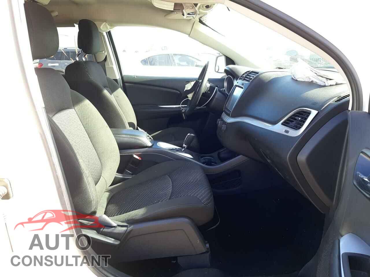 DODGE JOURNEY 2019 - 3C4PDCBB2KT773190