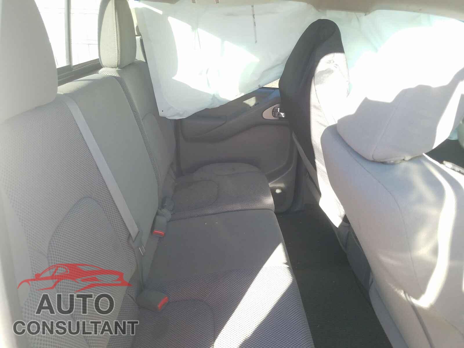 NISSAN FRONTIER 2019 - 1N6AD0EV0KN709351