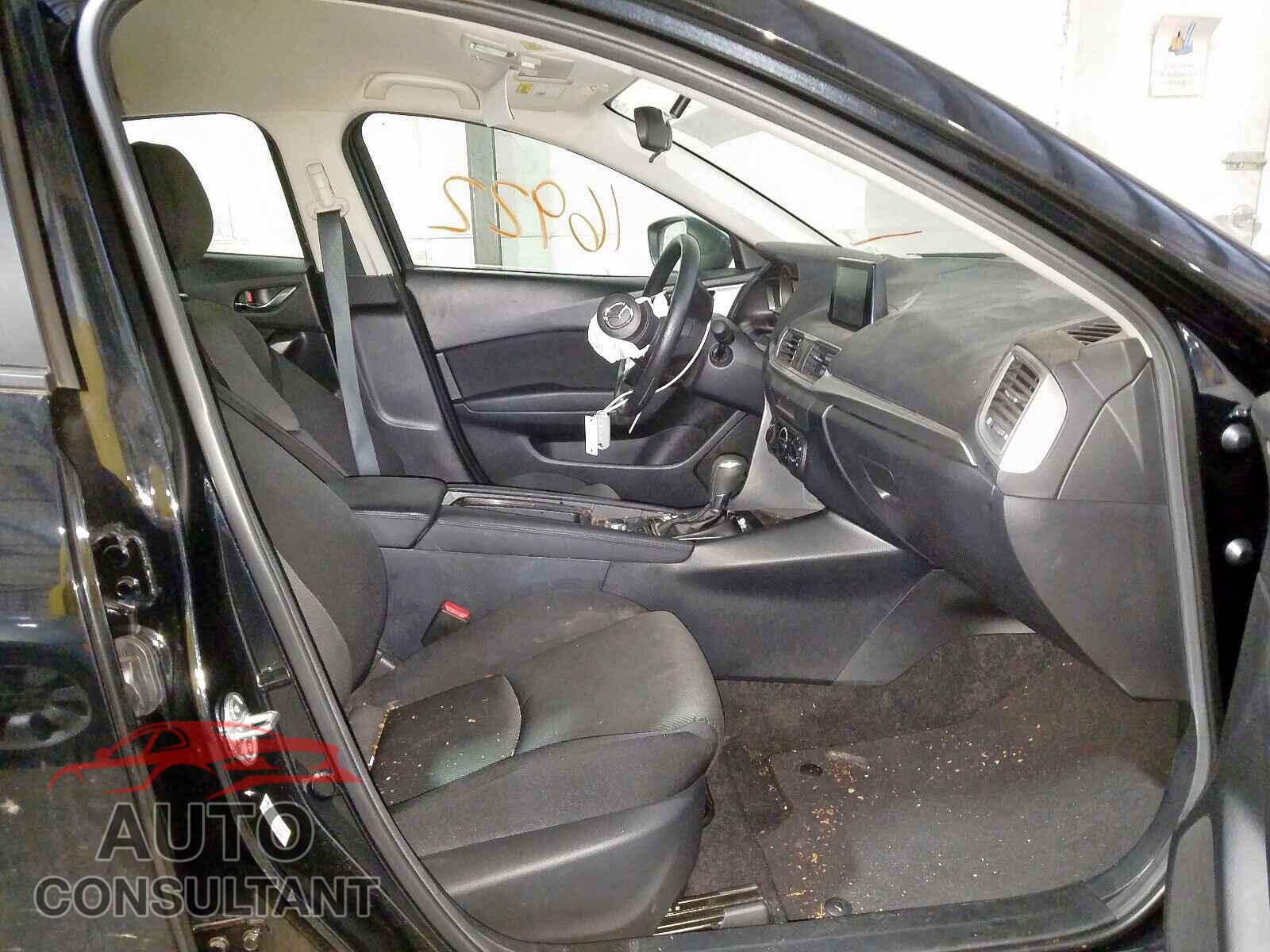 MAZDA 3 2018 - 5N1AZ2CJ9MC109244