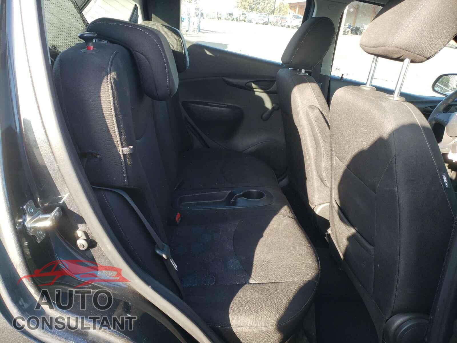 CHEVROLET SPARK 2017 - KL8CB6SA0HC768855