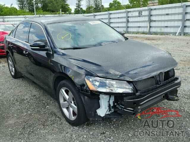 VOLKSWAGEN PASSAT 2015 - 1VWAS7A35FC109235