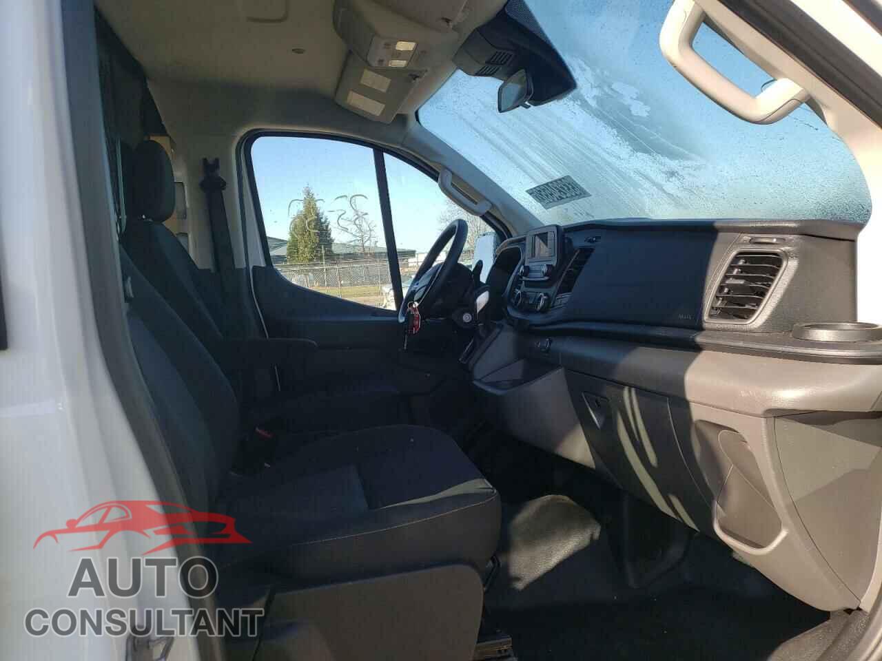 FORD TRANSIT CO 2021 - 1FTBR1Y8XMKA69738