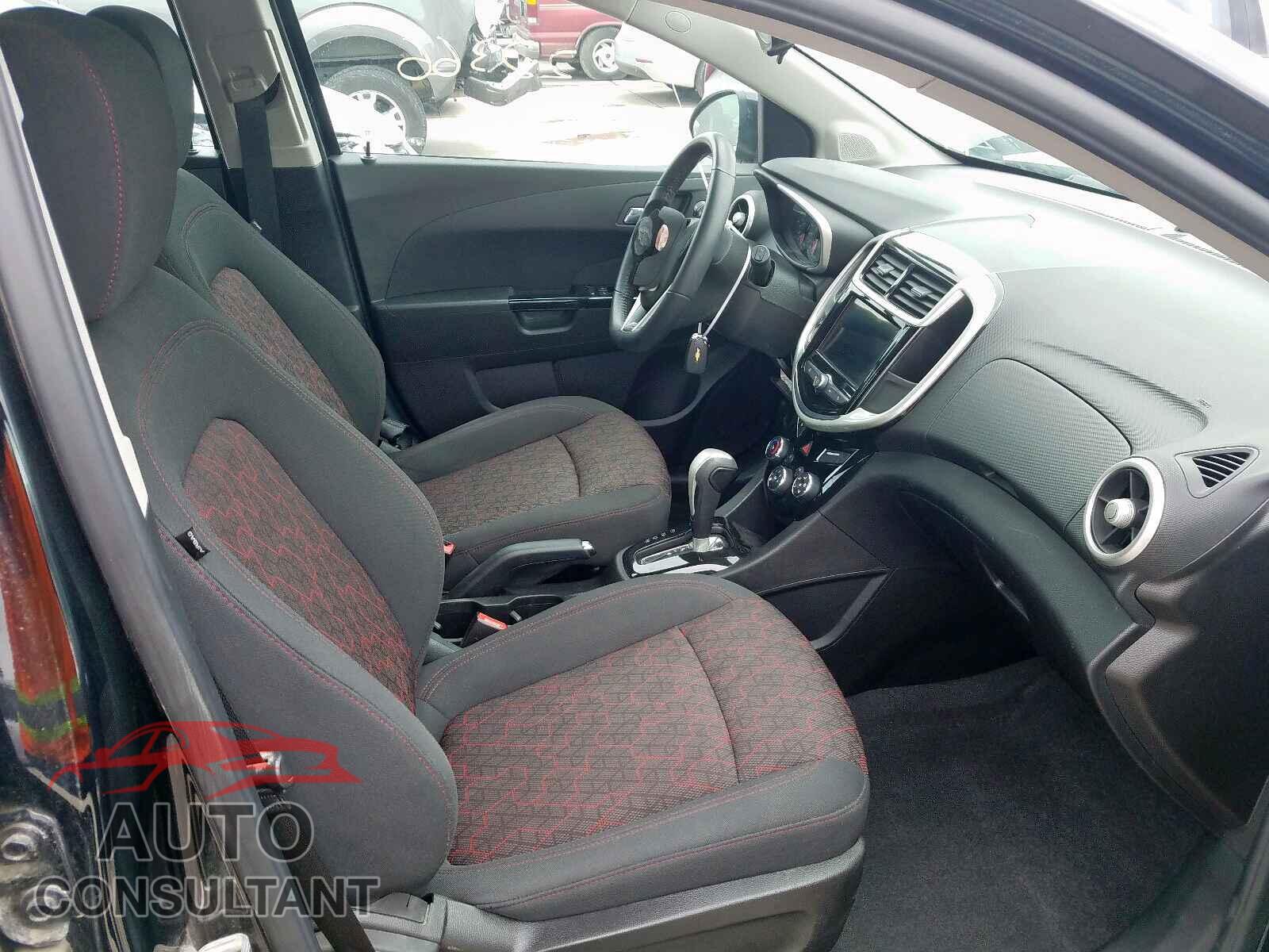 CHEVROLET SONIC 2018 - 3GNCJKSB0KL360600