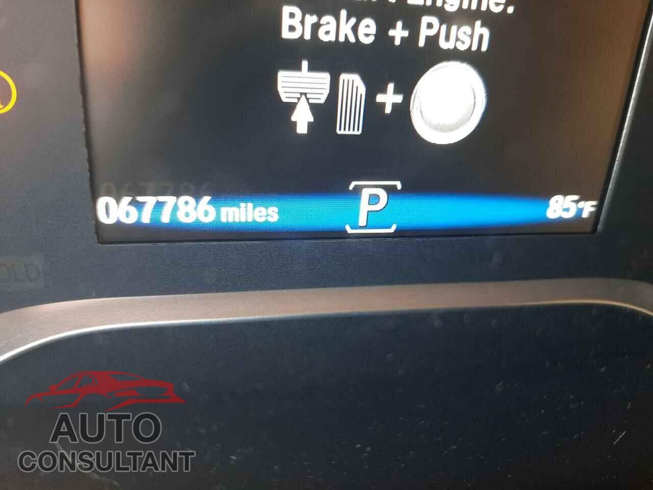 HONDA PILOT 2016 - 5YFBURHE2JP811436