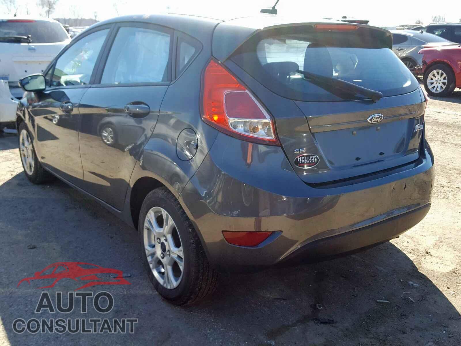 FORD FIESTA 2015 - 3N1AB8CV3MY272495