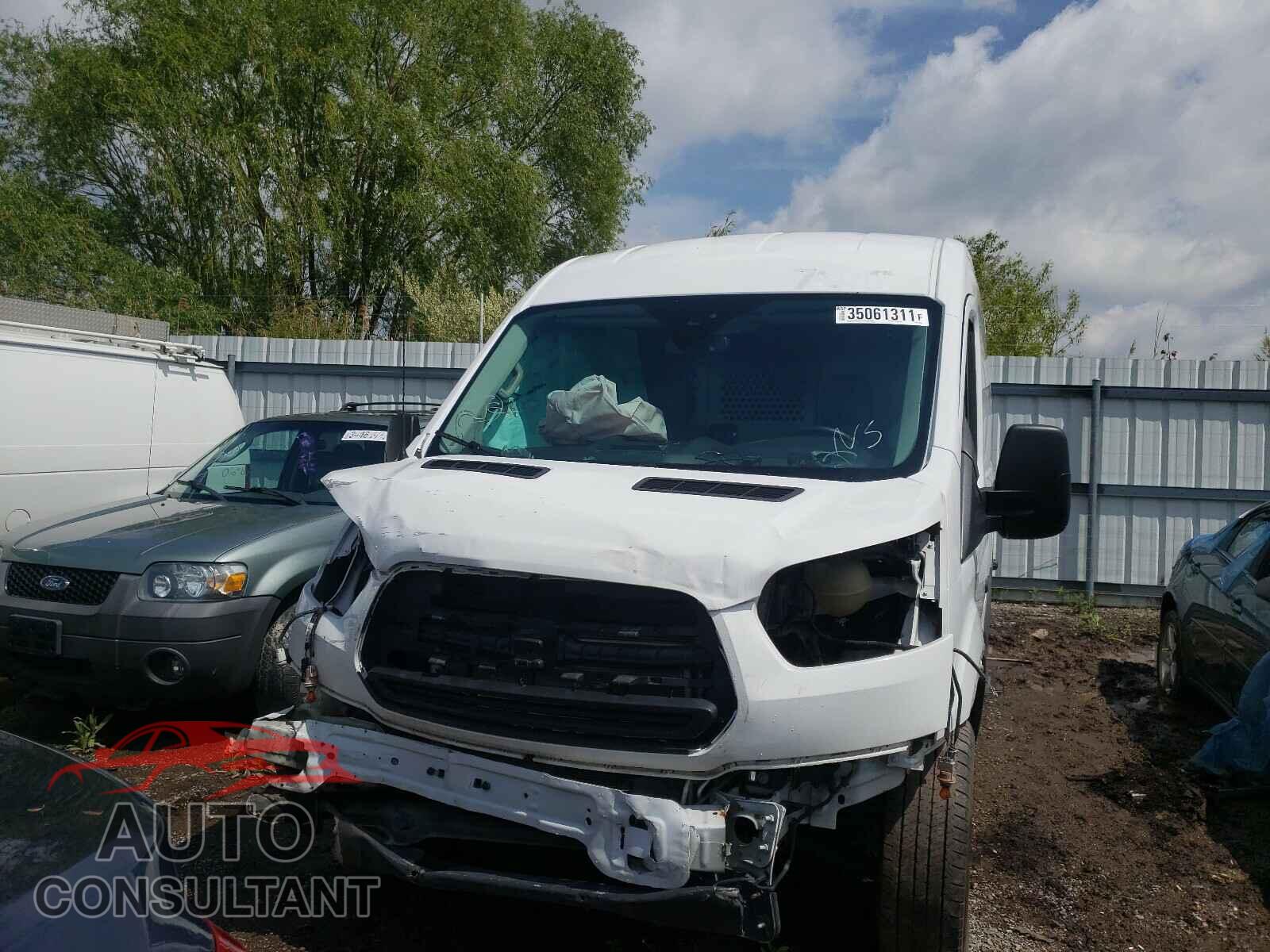 FORD TRANSIT CO 2018 - 1FTYR2CM0JKB07896