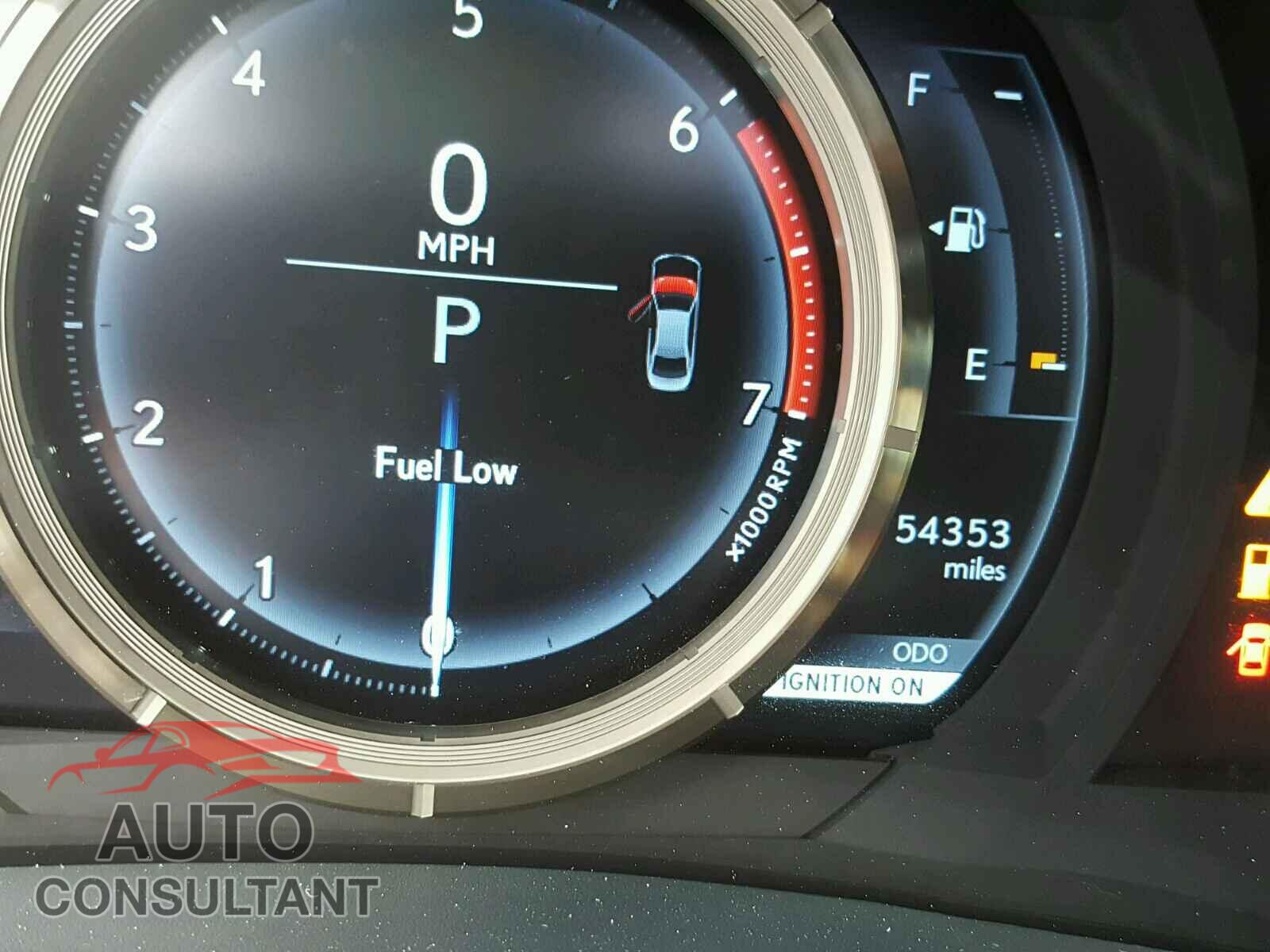 LEXUS IS 2016 - JTHBA1D26G5012902