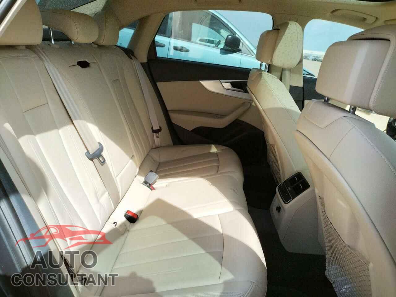 AUDI A4 2018 - WAUKMAF42JA227938