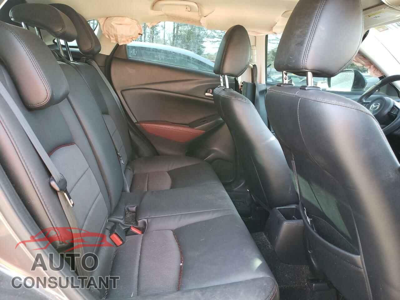 MAZDA CX-3 2018 - JM1DKFC76J1302900