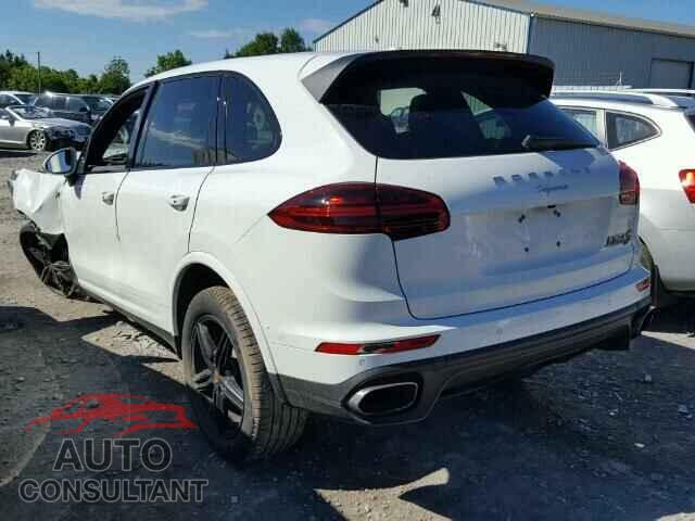 PORSCHE CAYENNE 2017 - WP1AA2A22HKA84396
